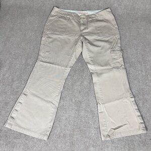 Vintage Y2K Aeropostale Cargo Pants Low Rise Bootcut 13/14 Short Khaki Wide leg